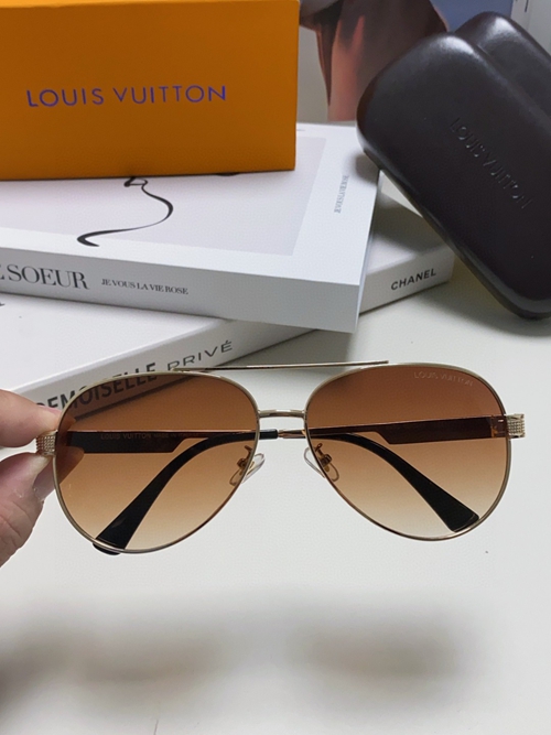 ルイヴィトンサングラス内部構造